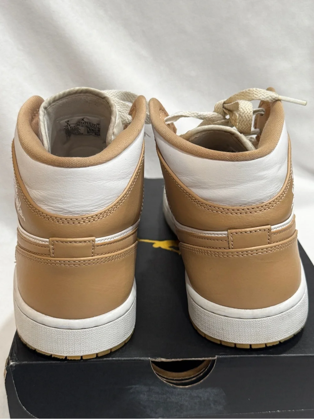 Jordan mid top